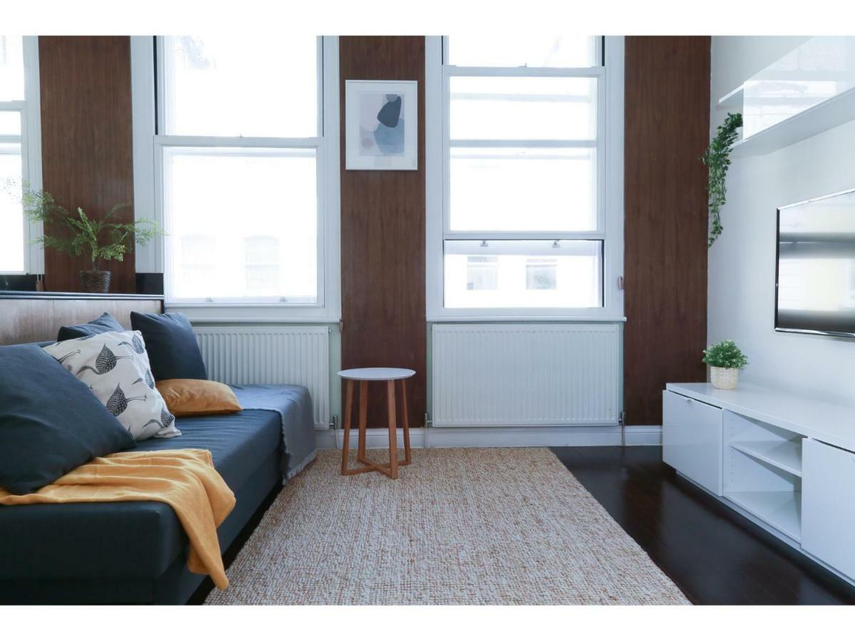 Pass The Keys West End Apartment Near Tottenham Court Road London Bagian luar foto